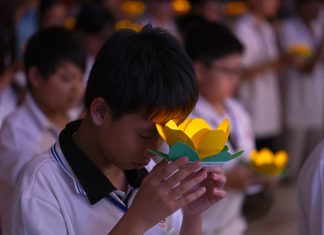 KNS (2) (12-15 tuổi): Thắp Nến Tri Ân thap nen tri an (51)