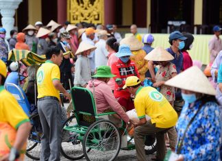 TVTV: Trao tặng 500 phần quà tại X. Thiện Mỹ – H. Trà Ôn – T. Vĩnh Long với tổng chi phí 240 triệu đồng DSC 9771