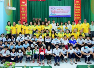 TVTV: Trao 97 suất học bổng cho HSSV nghèo tại TT. Tân Túc & X. Tân Nhựt với tổng kinh phí 134 triệu hoc bong bc 2023 (19)