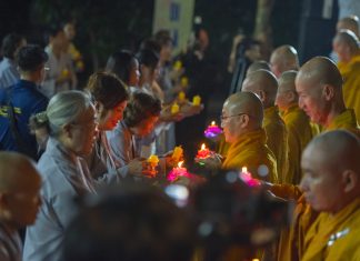 TVTV: Trang Nghiêm Lễ Hoa Đăng Nhân Ngày Vía Đức Phật A Di Đà DSC 3424