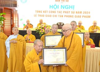 TVTV: Ban Trị Sự GHPGVN Huyện Bình Chánh Tổng Kết Công Tác Phật Sự Năm 2024 & Trao Giáo Chỉ Tấn Phong Giáo Phẩm Hop BTS web 11