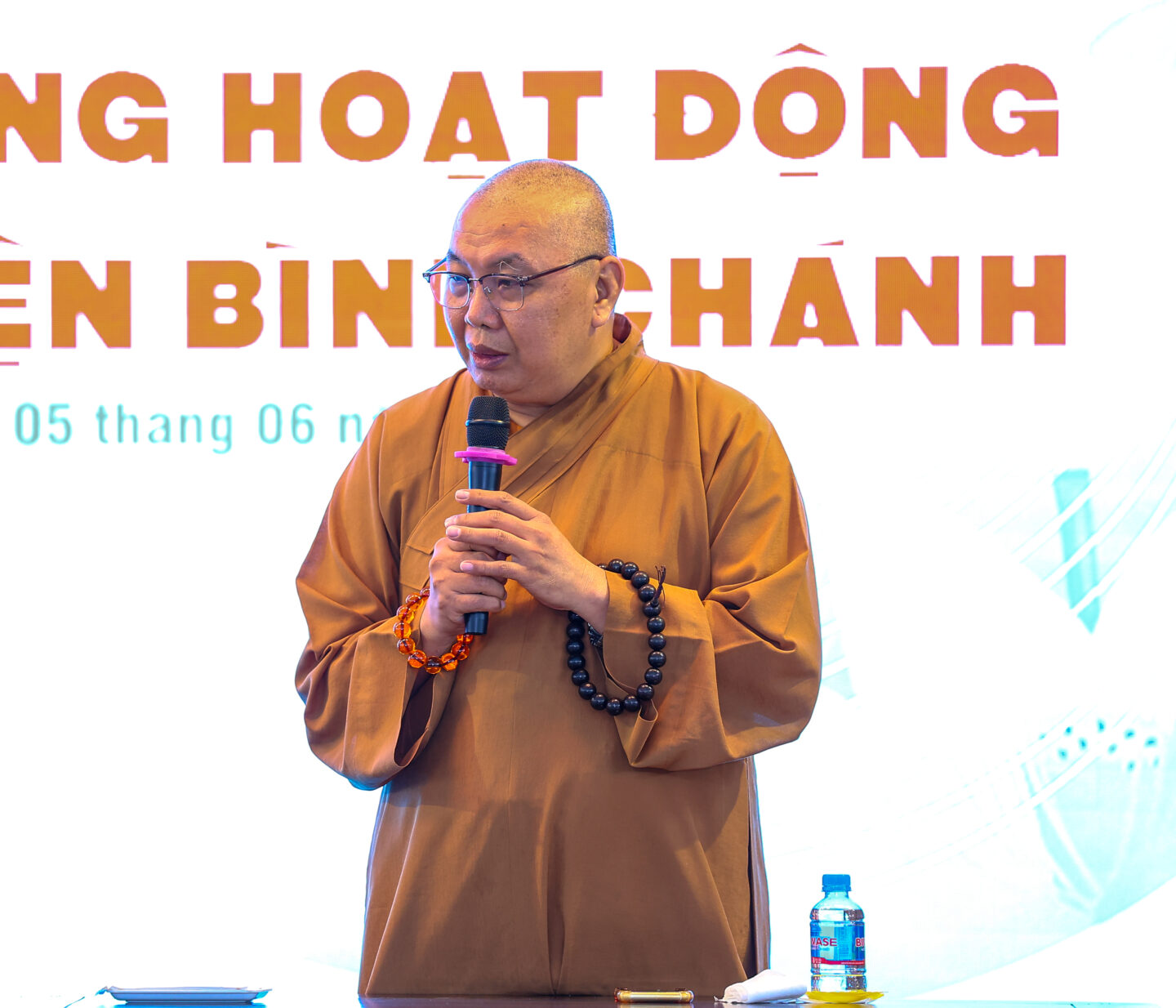 họp gai the BTS 15 họp gai the BTS 15