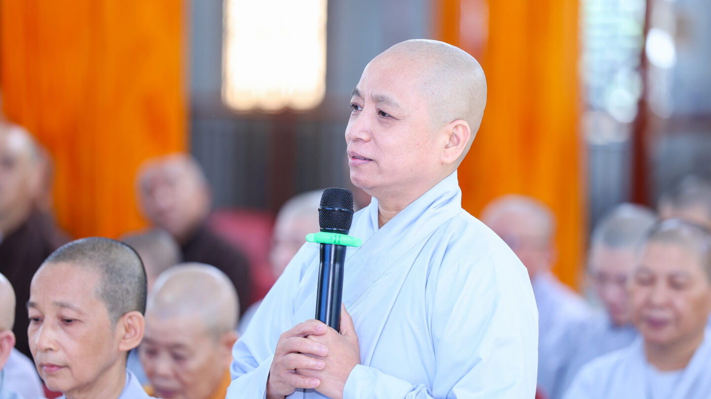 họp gai the BTS 18