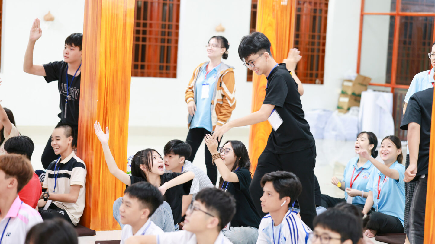 giao luu khoa N 10