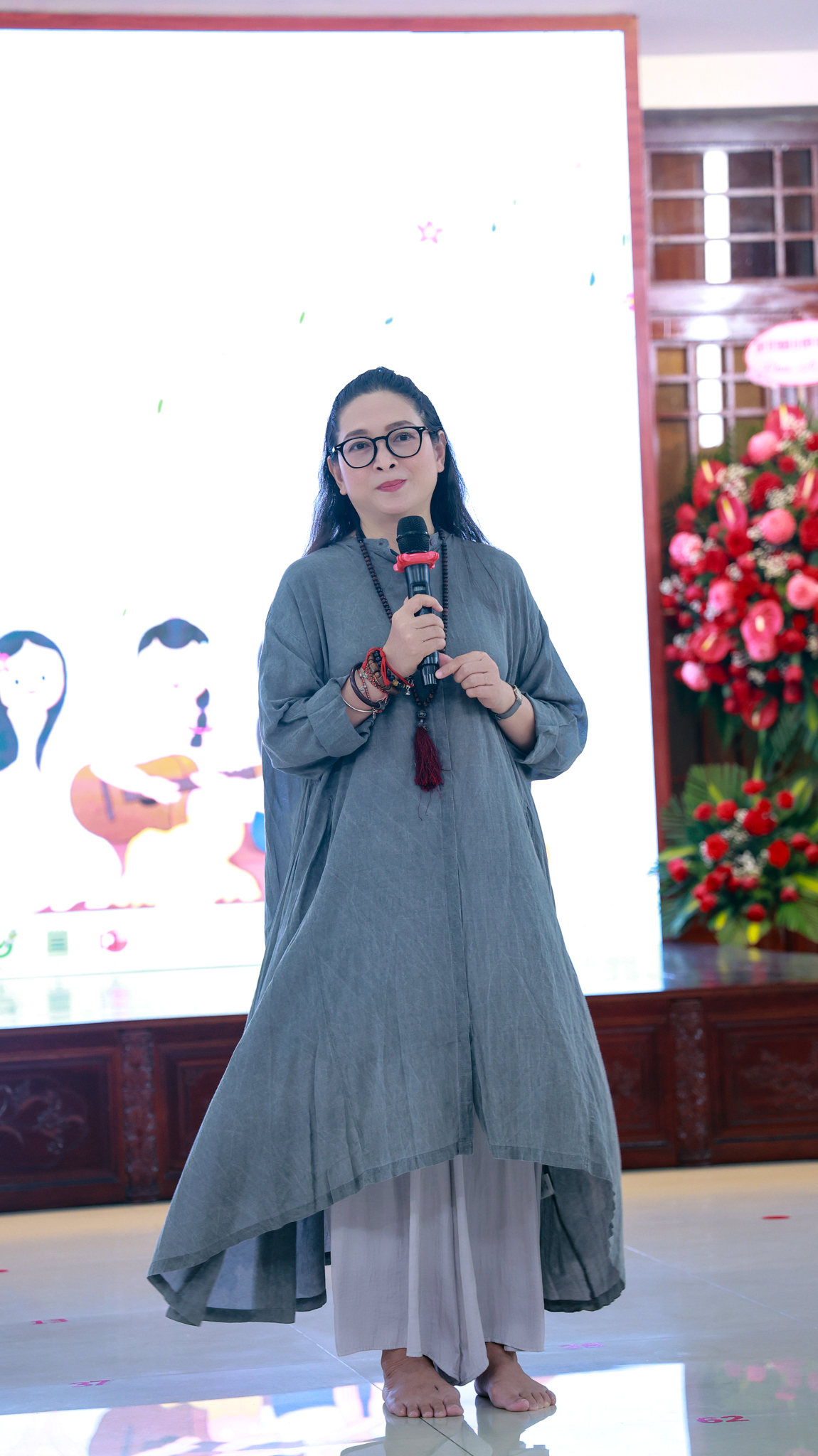 giao luu mc quynh huong 09