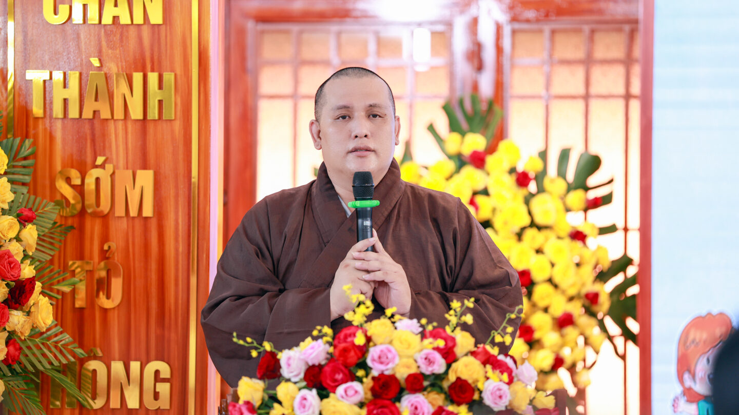 khai giang khoaL 11