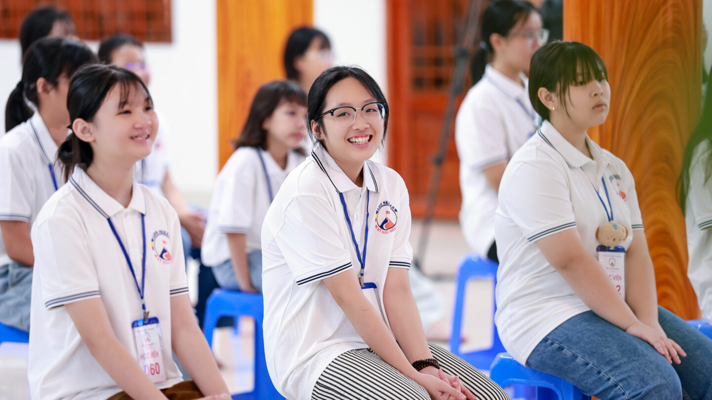 khai giang khoaL 23