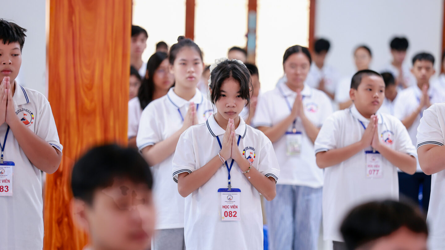 khai giang khoaL 32