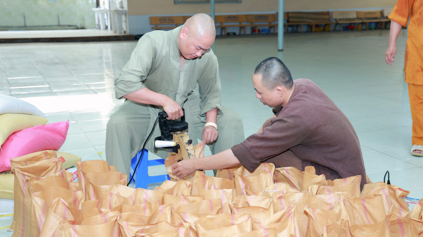 phat qua vu lan tvtv 01