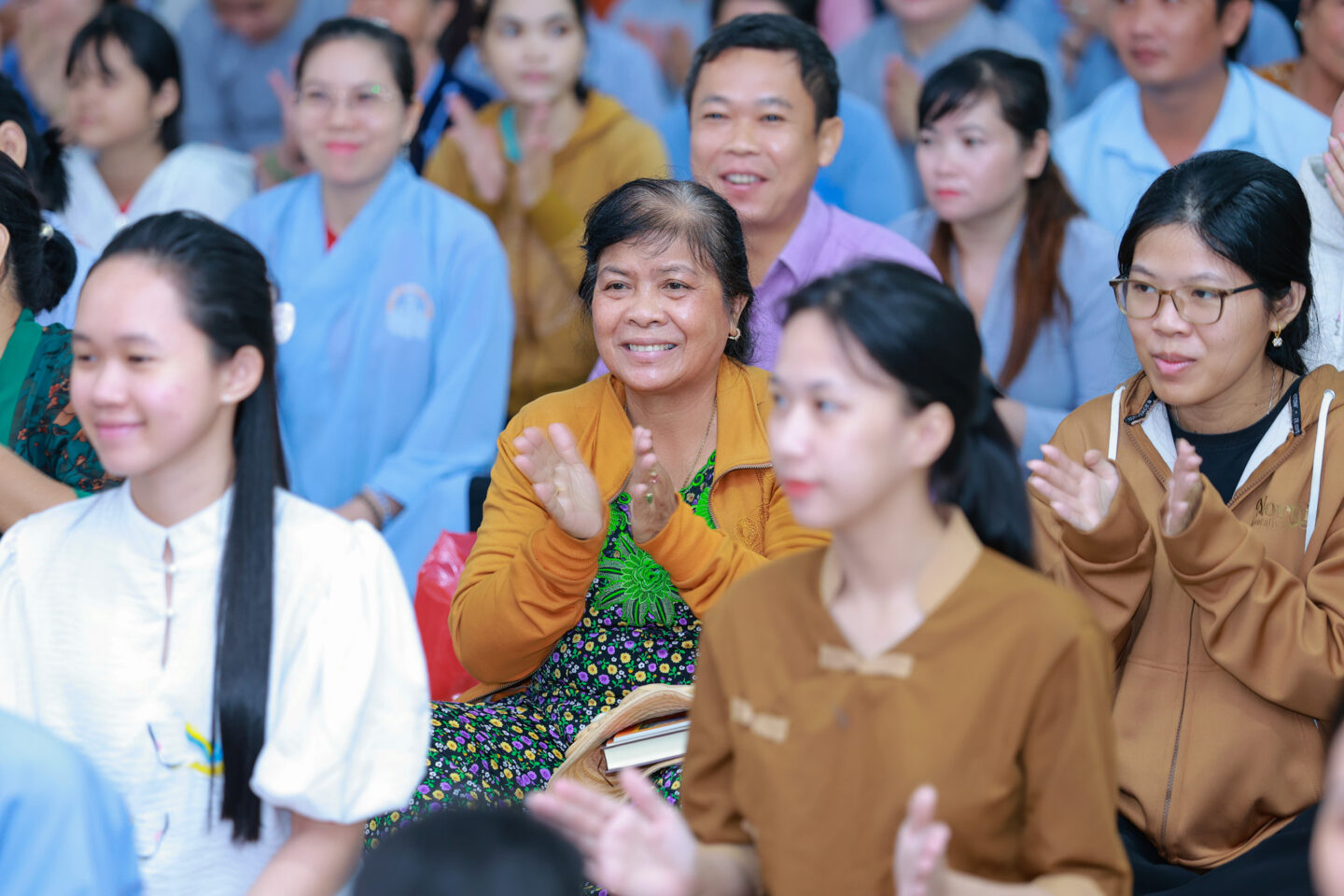 quy y vu lan 50