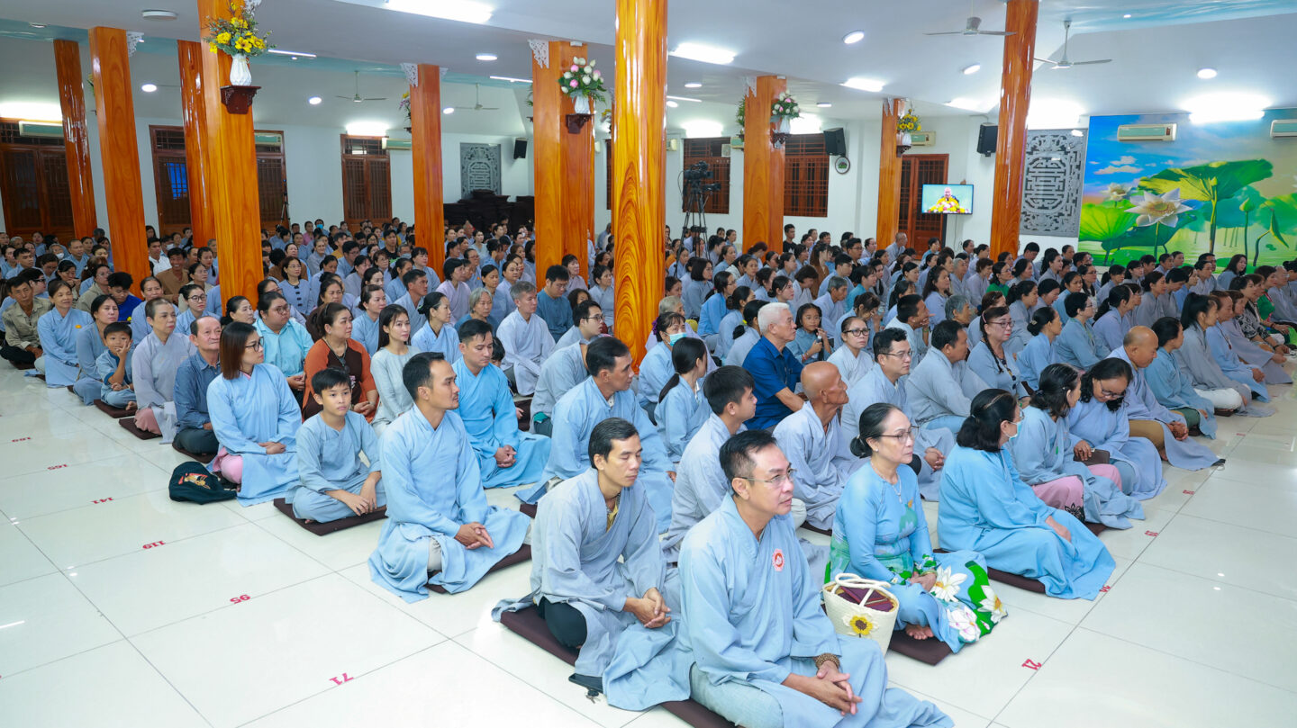 trai dan chan te 020