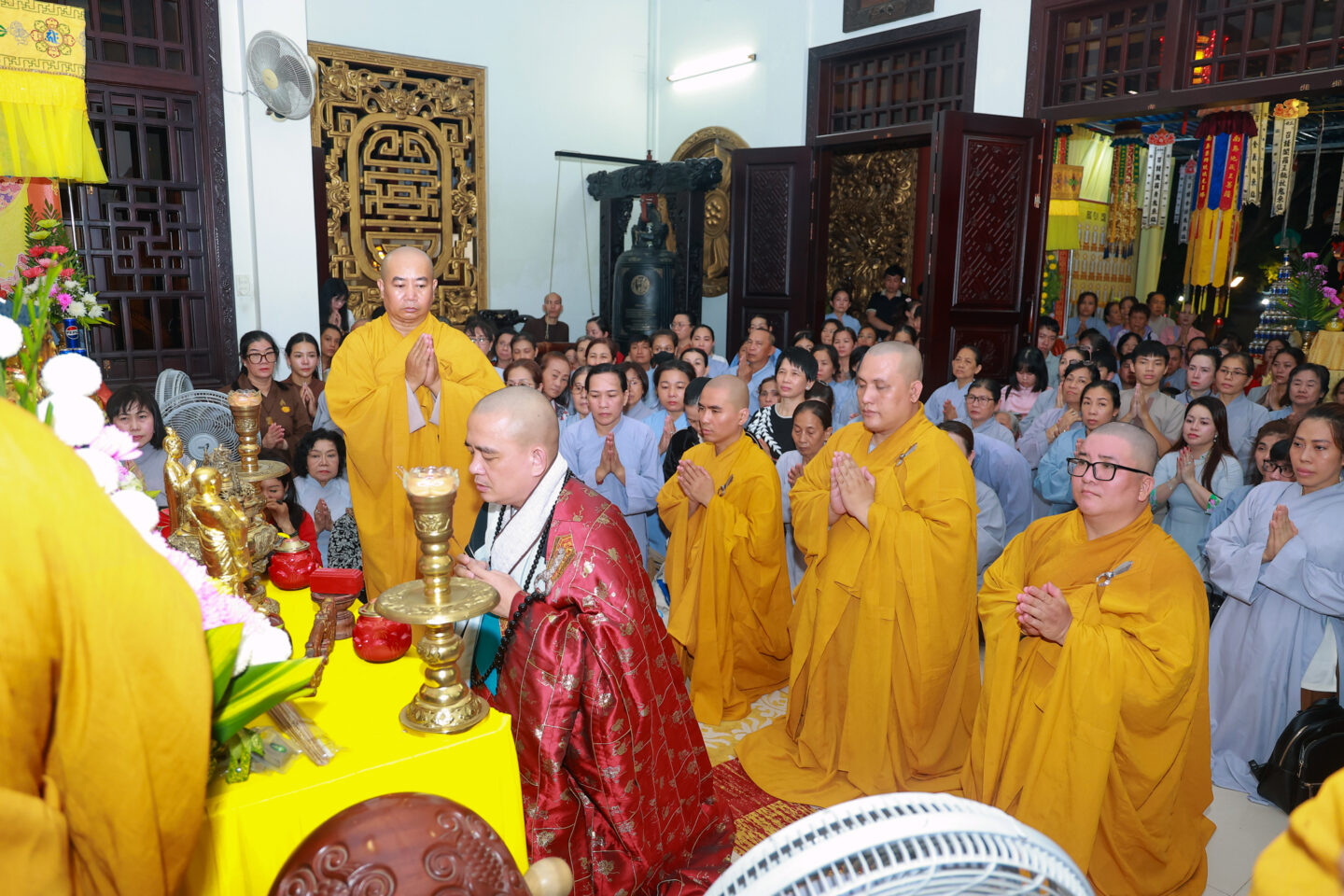 trai dan chan te 092