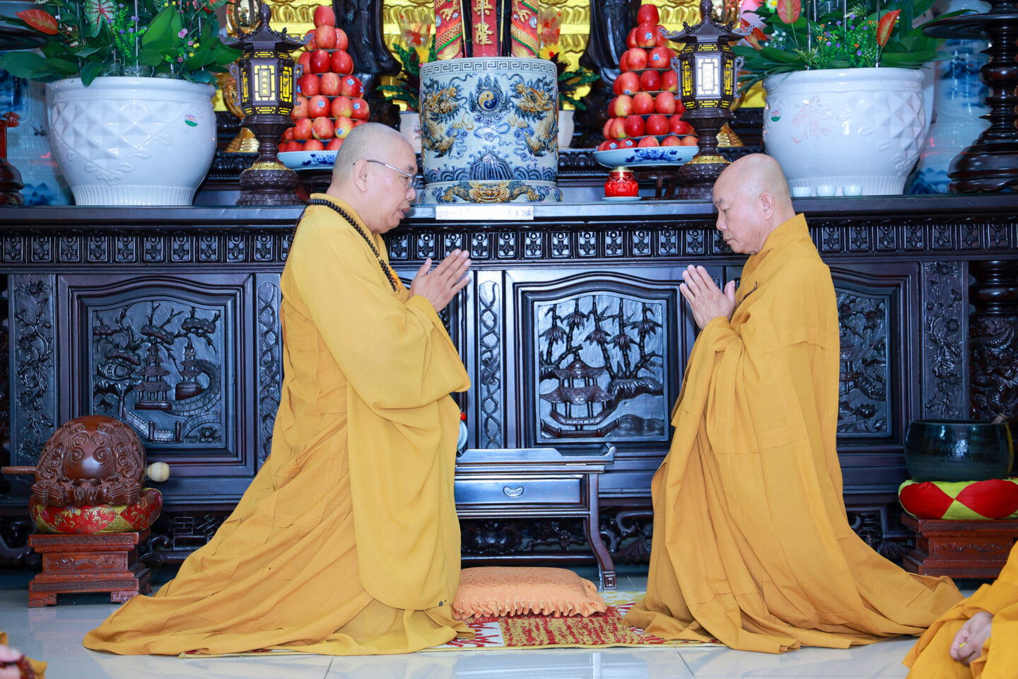 tu tu khanh tue 26