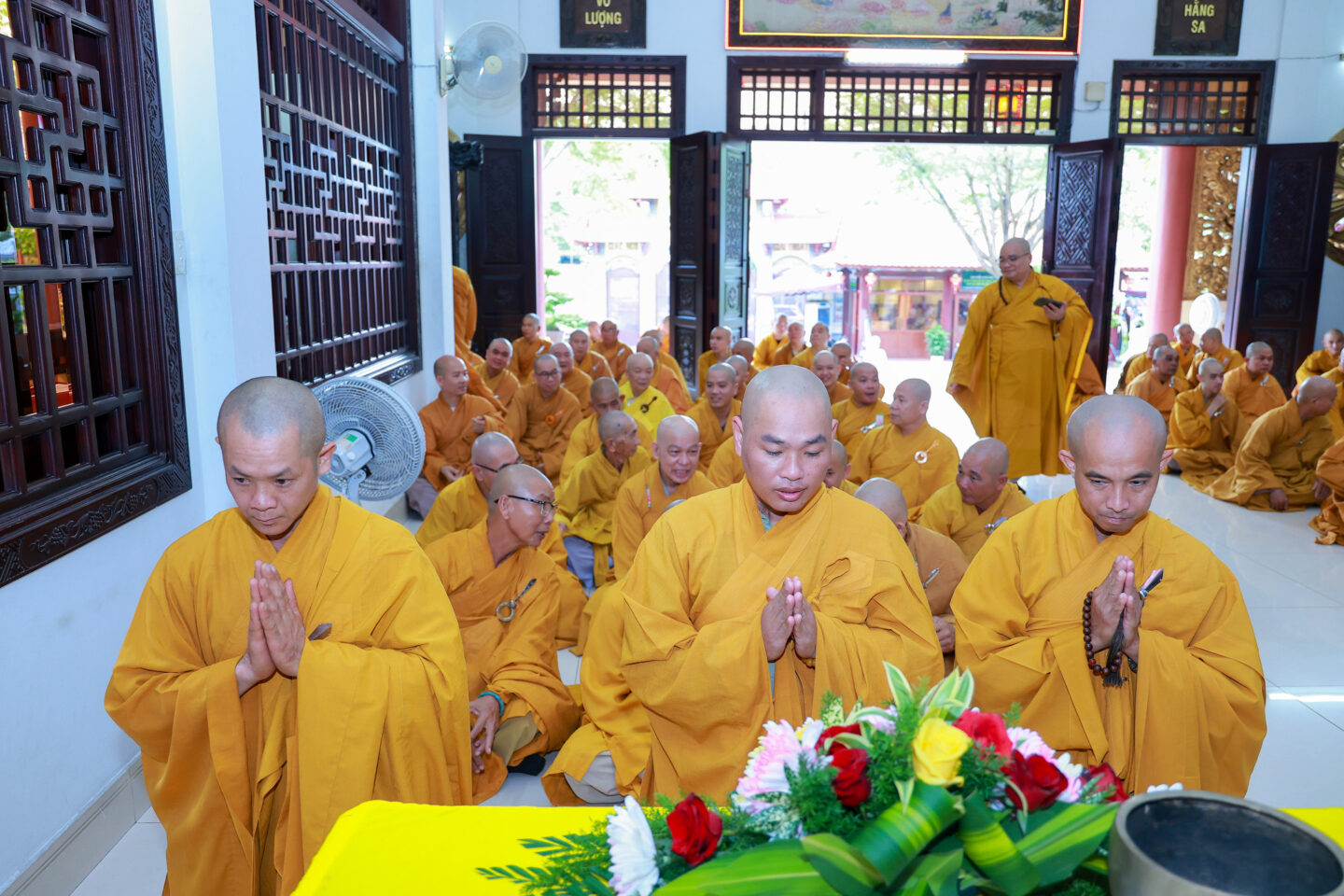 tu tu khanh tue 34