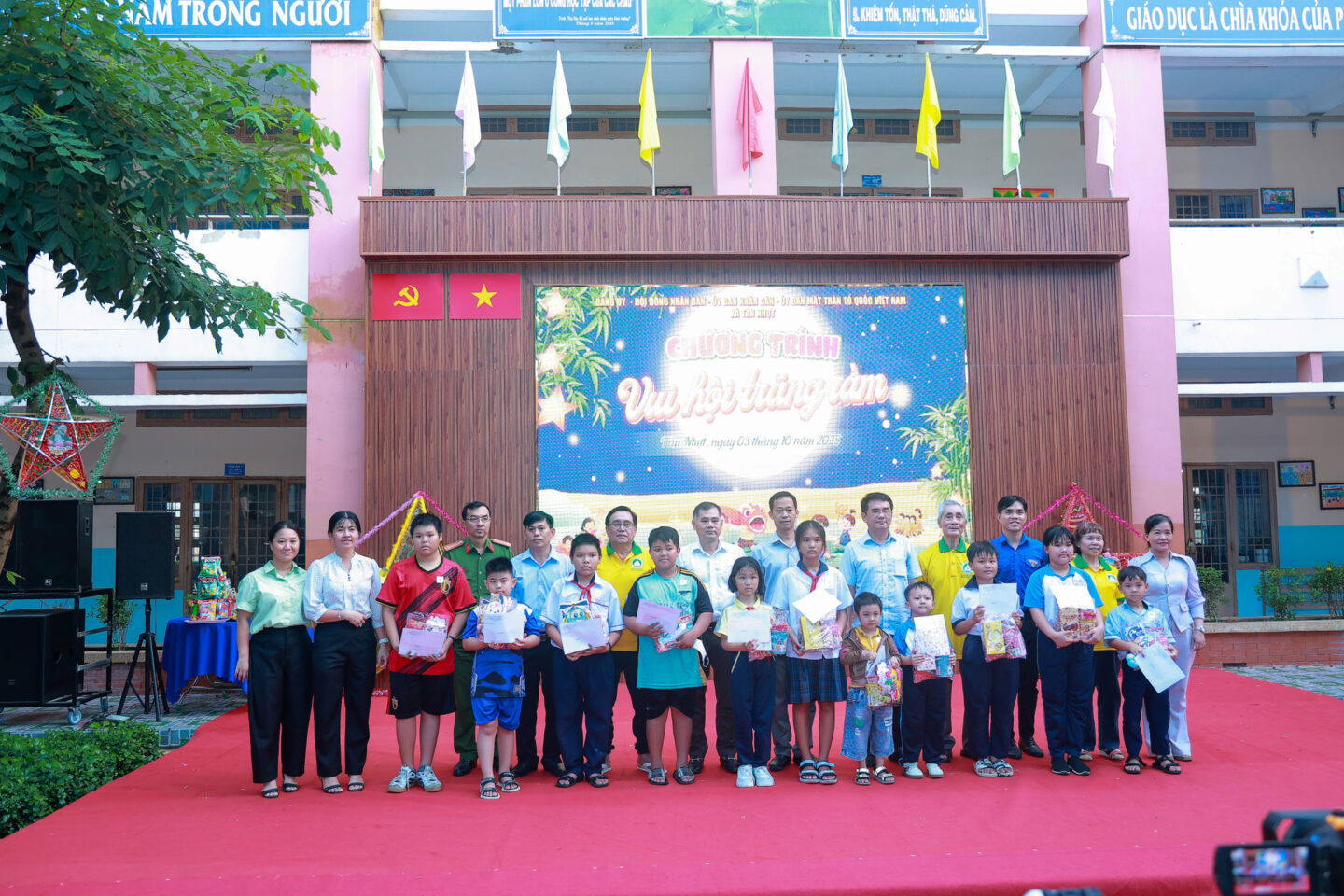 trung thu 2025 011 trung thu 2025 011