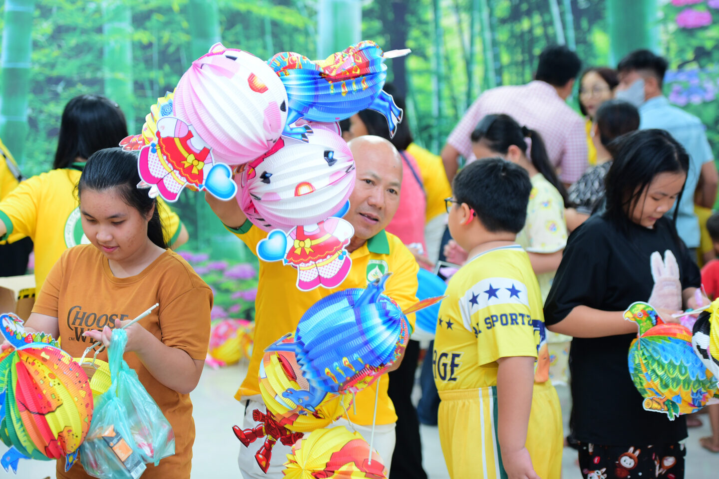 trung thu 2025 070 trung thu 2025 070