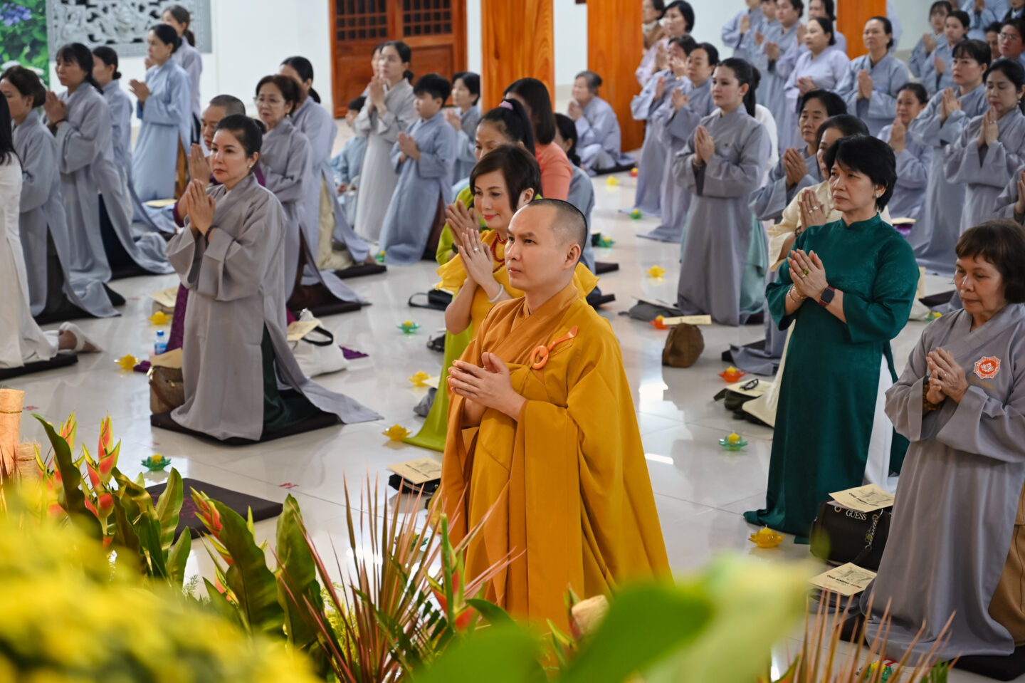 Phật thành đạo 2025 100