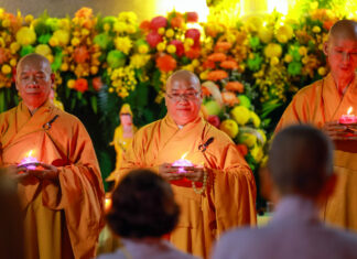 TVTV: Trang Nghiêm Lễ Hoa Đăng Nhân Ngày Vía Đức Phật A Di Đà – PL: 2569 (DL: 2025) di dà 066