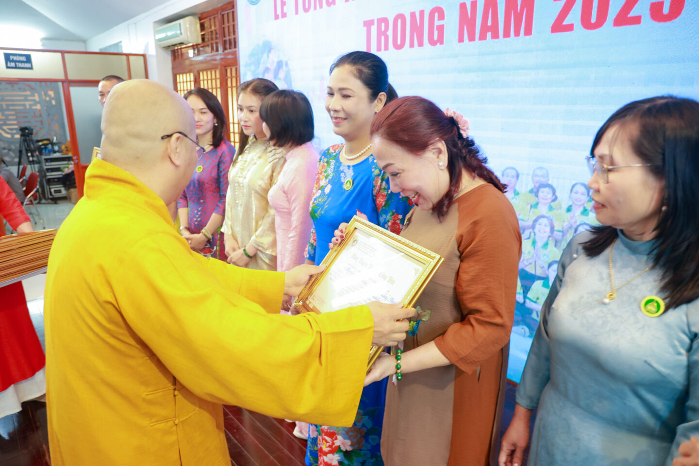 họp quỹ cuối năm 092