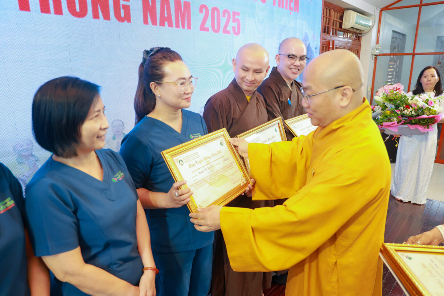 họp quỹ cuối năm 103