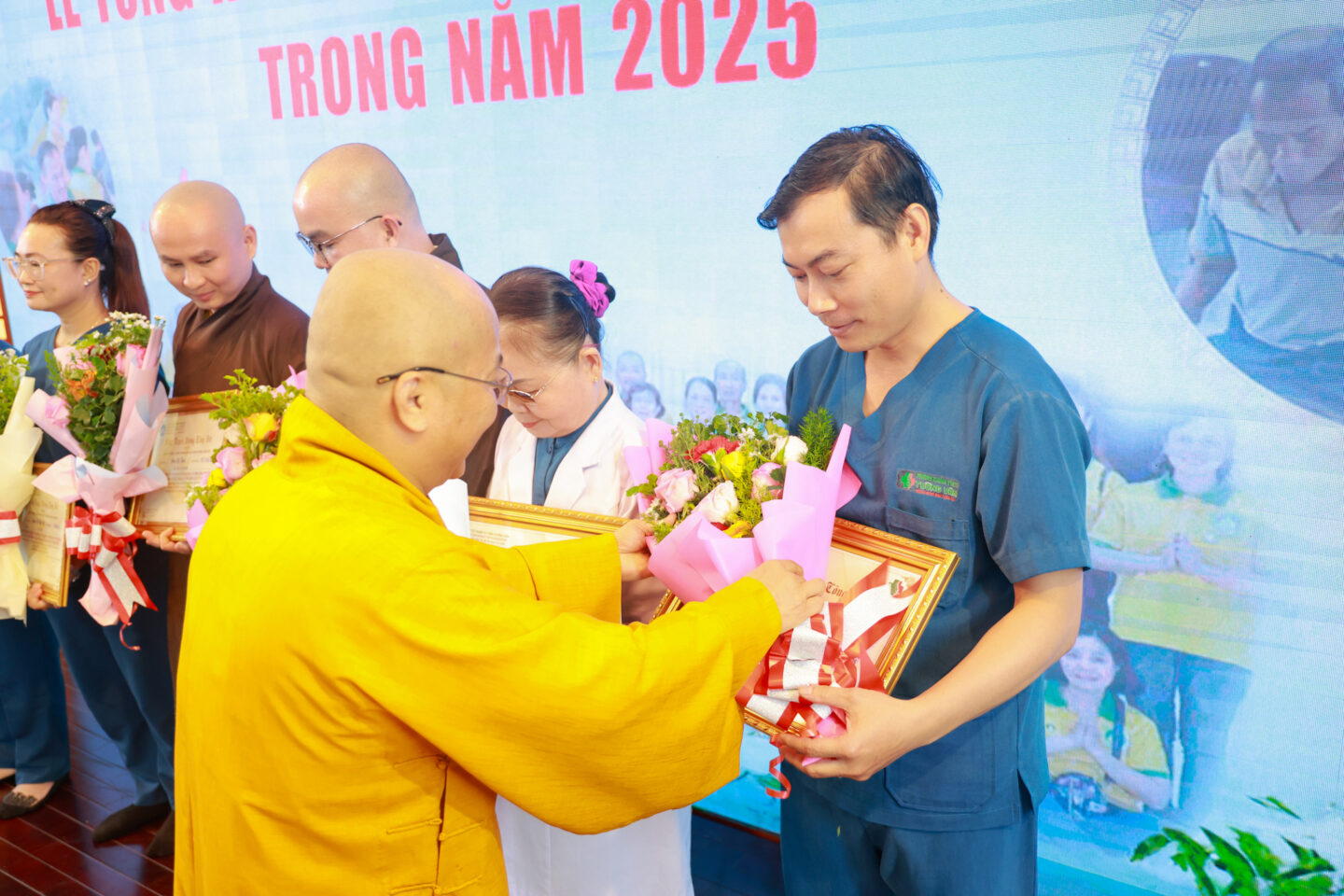 họp quỹ cuối năm 110