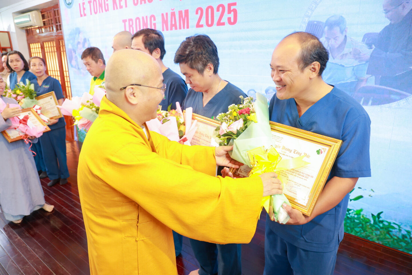 họp quỹ cuối năm 136
