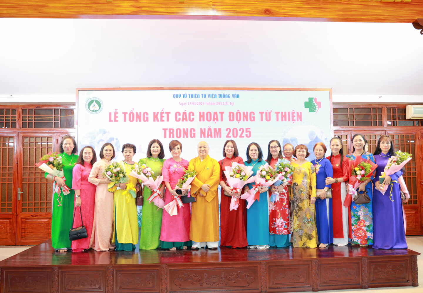 họp quỹ cuối năm 164