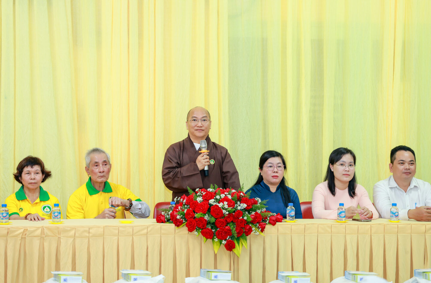 qua tet tuong van 008
