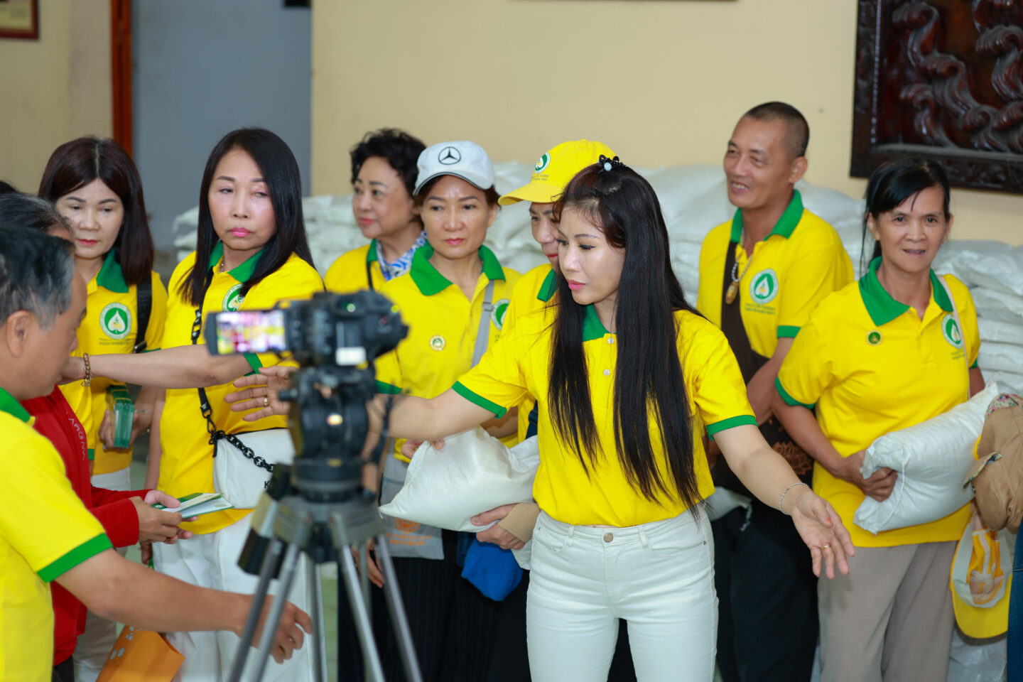 qua tet tuong van 060