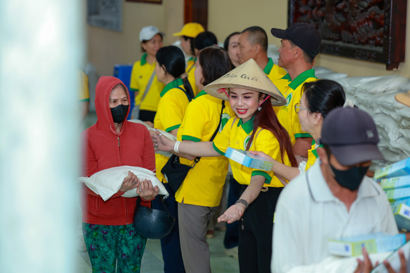 qua tet tuong van 063
