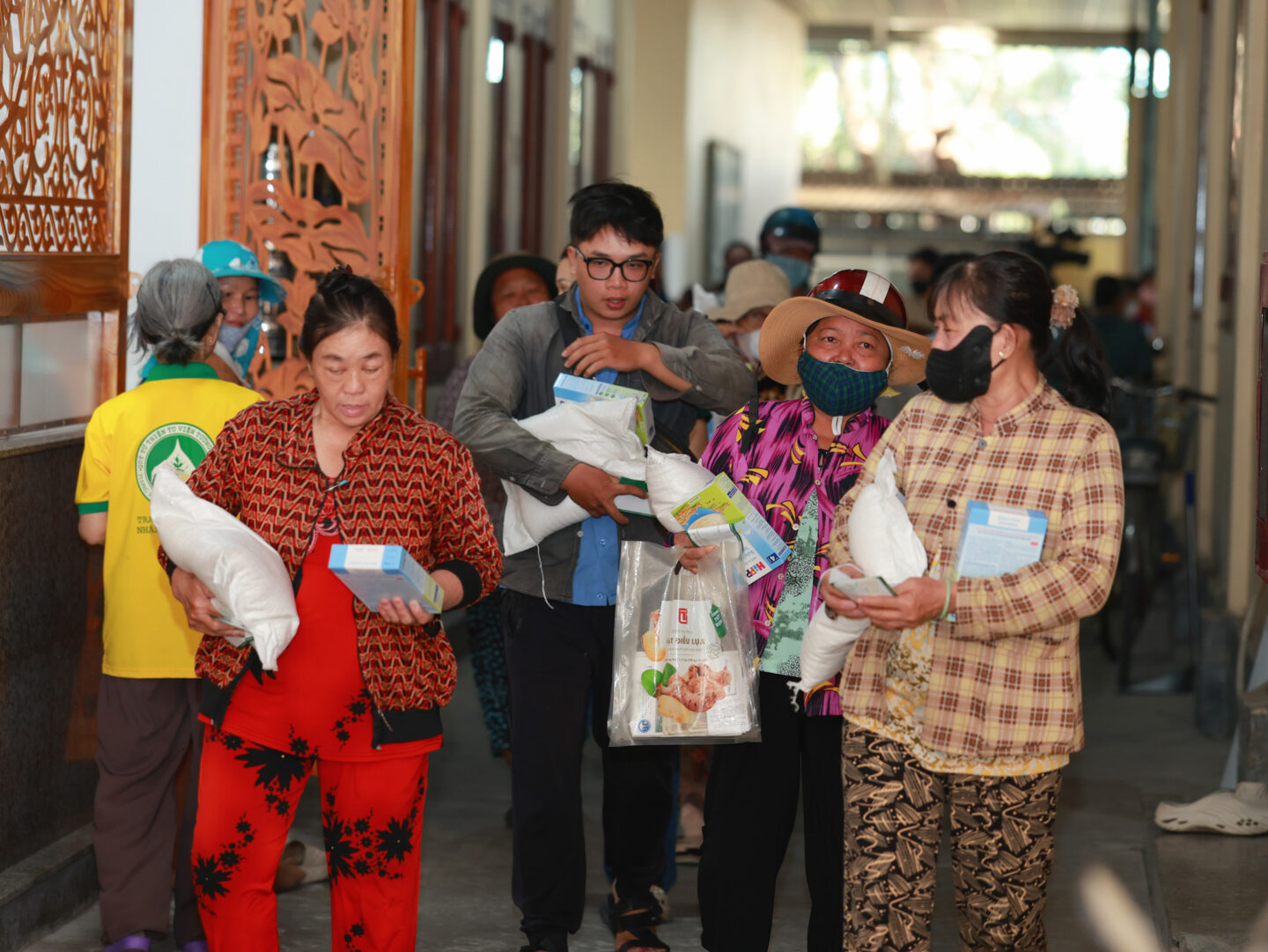 qua tet tuong van 077