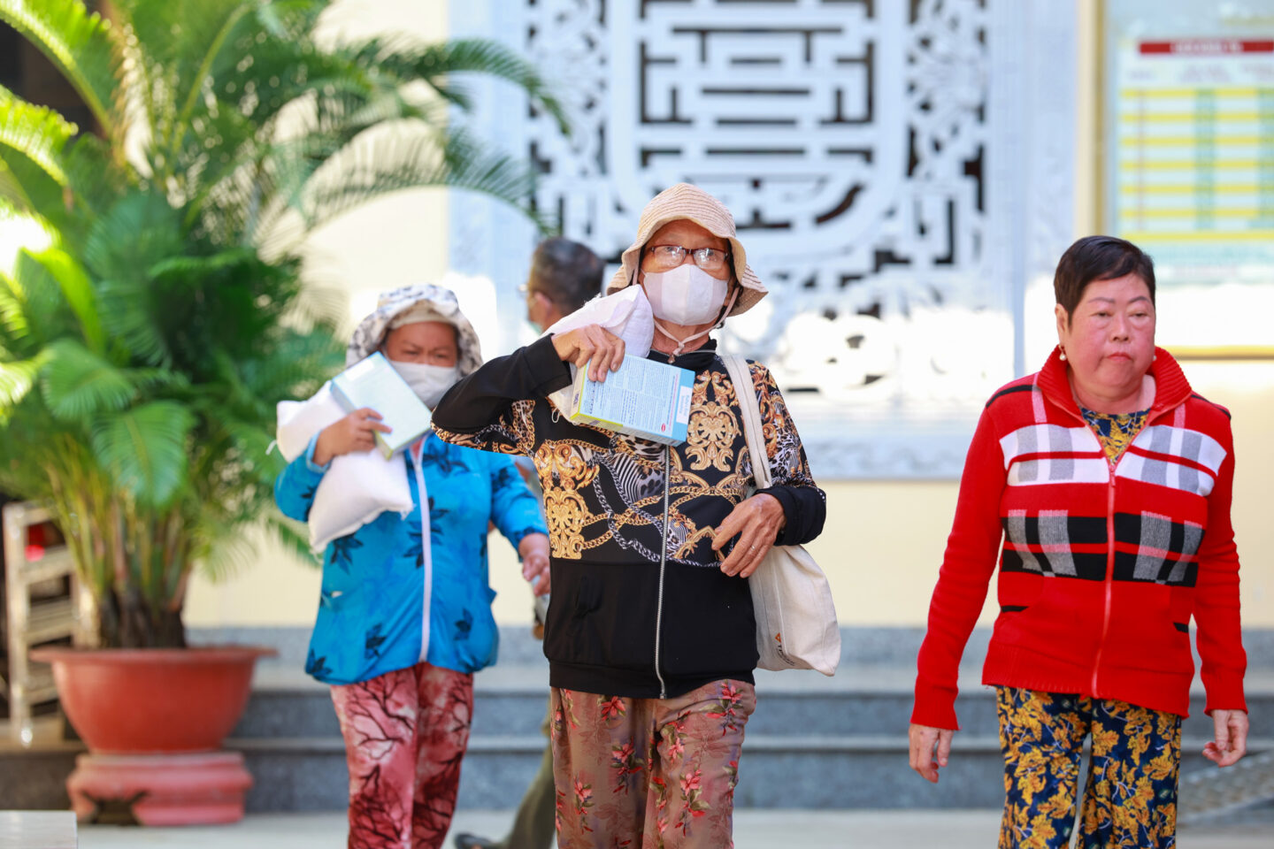 qua tet tuong van 090