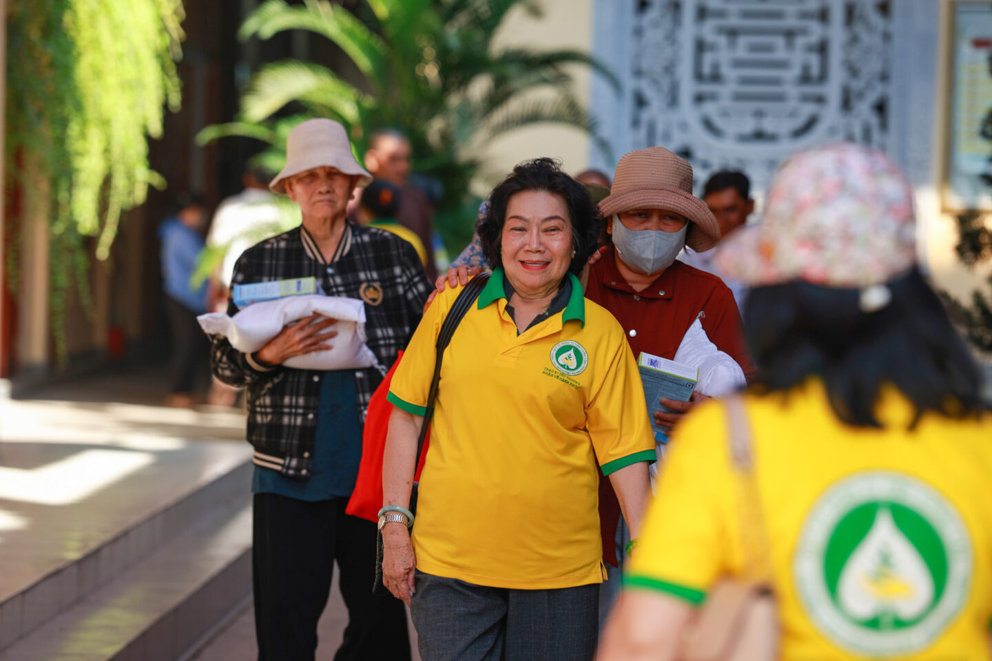 qua tet tuong van 115
