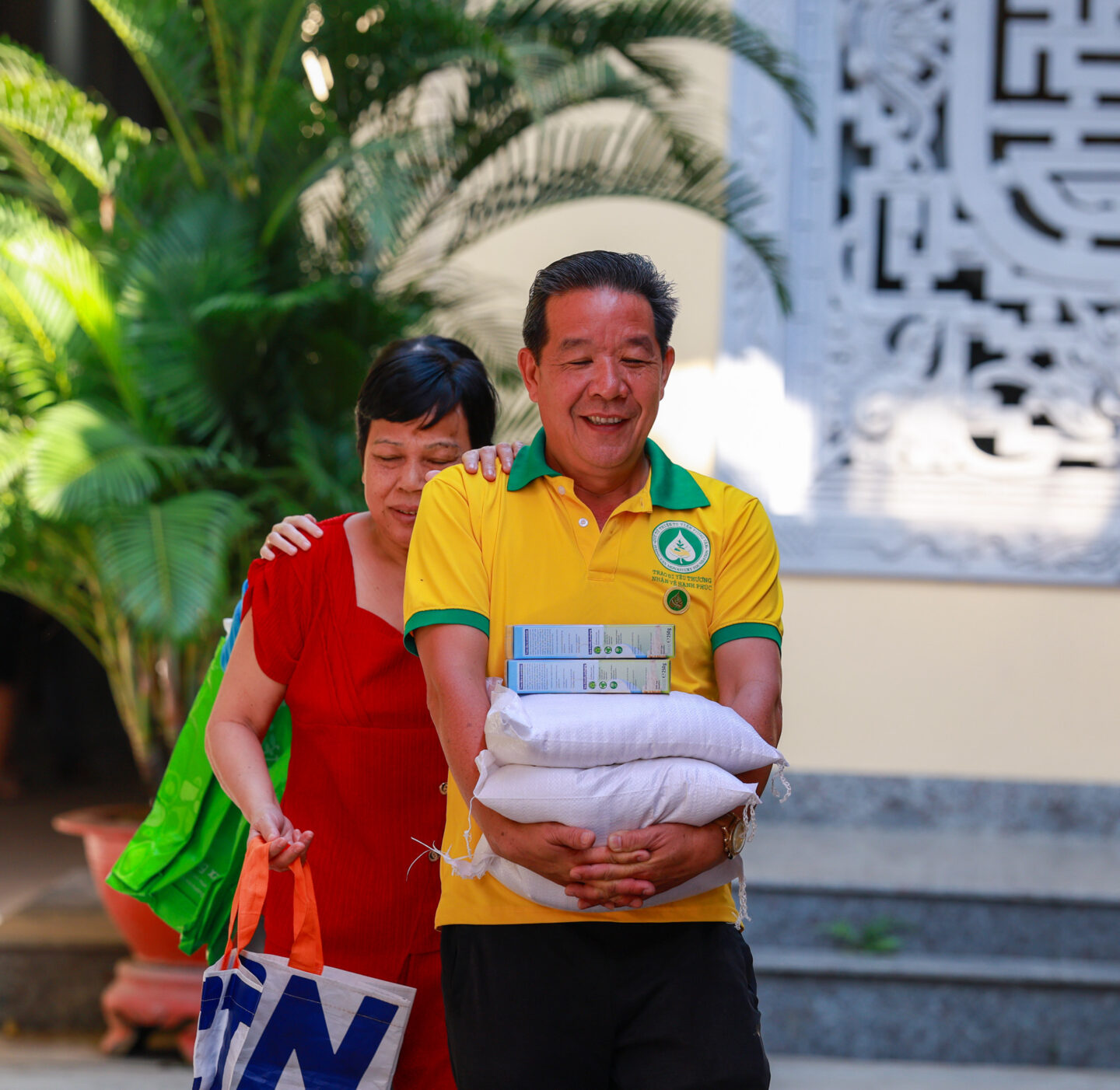 qua tet tuong van 118