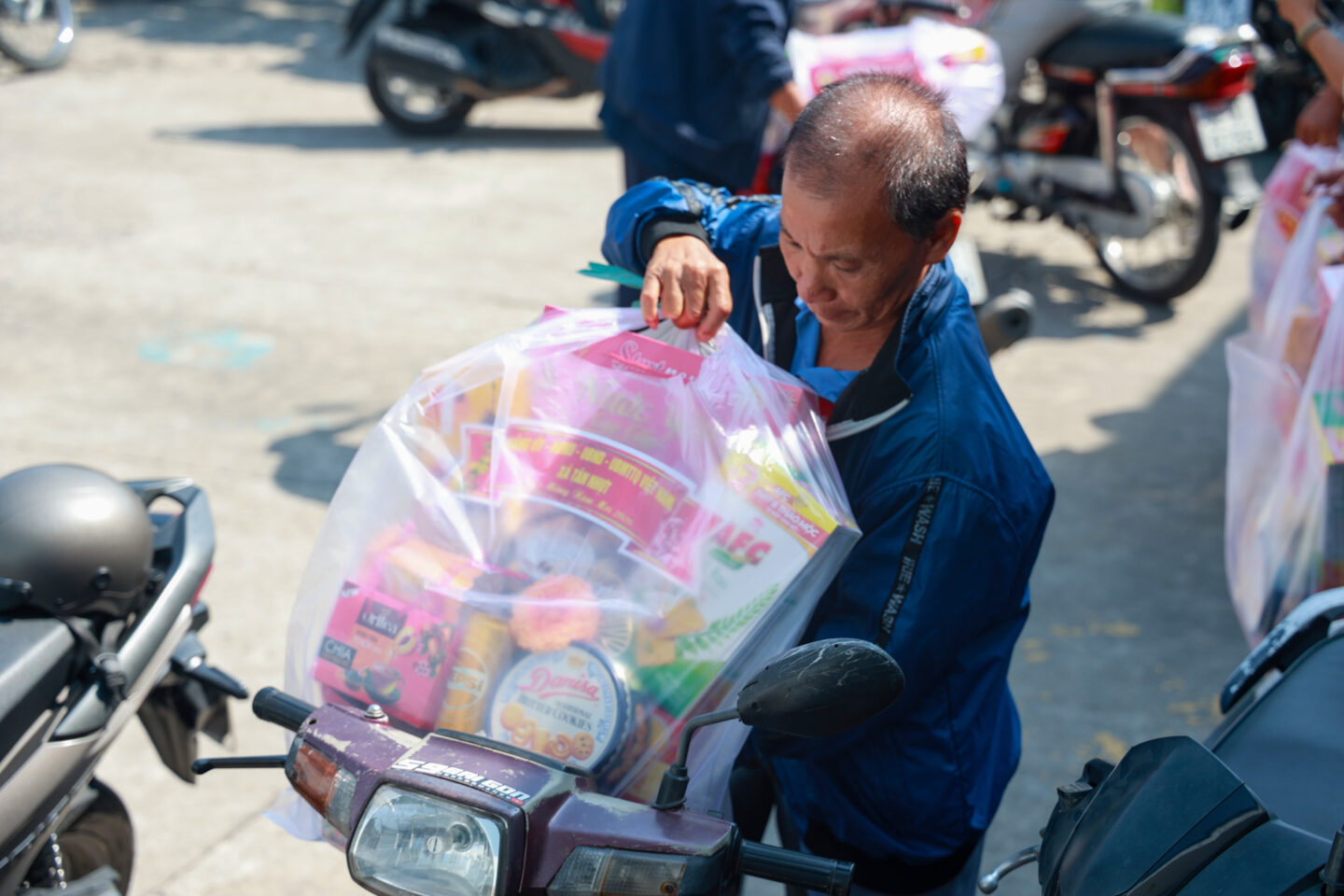 qua tet tuong van 173
