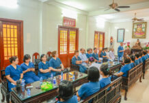 CUỘC HỌP ĐẦU TIÊN CỦA PHÒNG KHÁM YHCT TƯỜNG VÂN SAU KỲ NGHỈ TẾT NGUYÊN ĐÁN BÍNH NGỌ 2026 pk dau nam binh ngo (2 of 19)