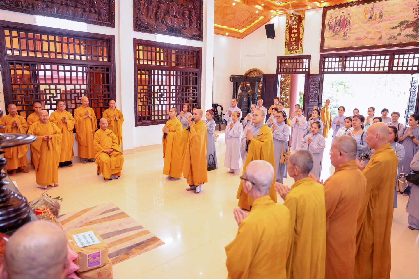 chua thien tri web (1 of 9)
