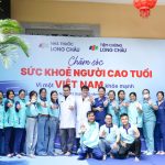 TVTV: Nhà Thuốc Long Châu Tài Trợ 100 Mũi Tiêm Phòng Cảm Cúm Đến Chư Tăng & Phật Tử Tu Viện Tường Vân long chau (48 of 48)